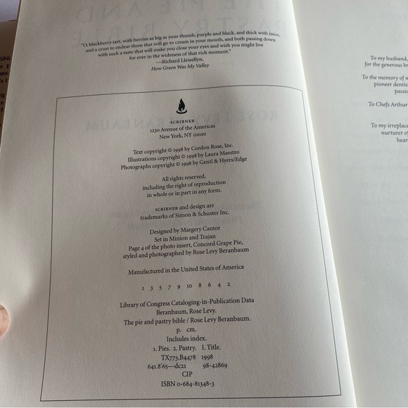 The Pie and Pastry Cookbook - Picture 2 of 12